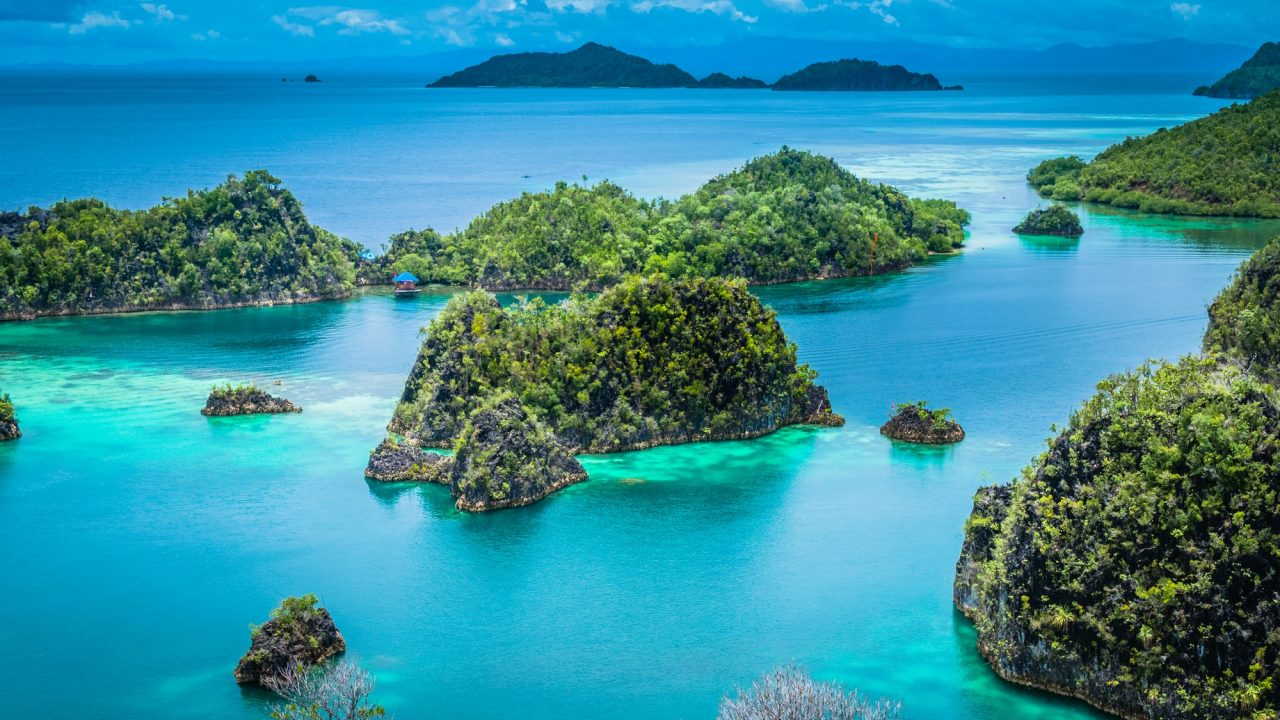 Drones, Domes, and Digital Detours: Tech Tools That Upgrade Every Trip