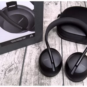 Bose Noise Cancelling Headphones 700  1